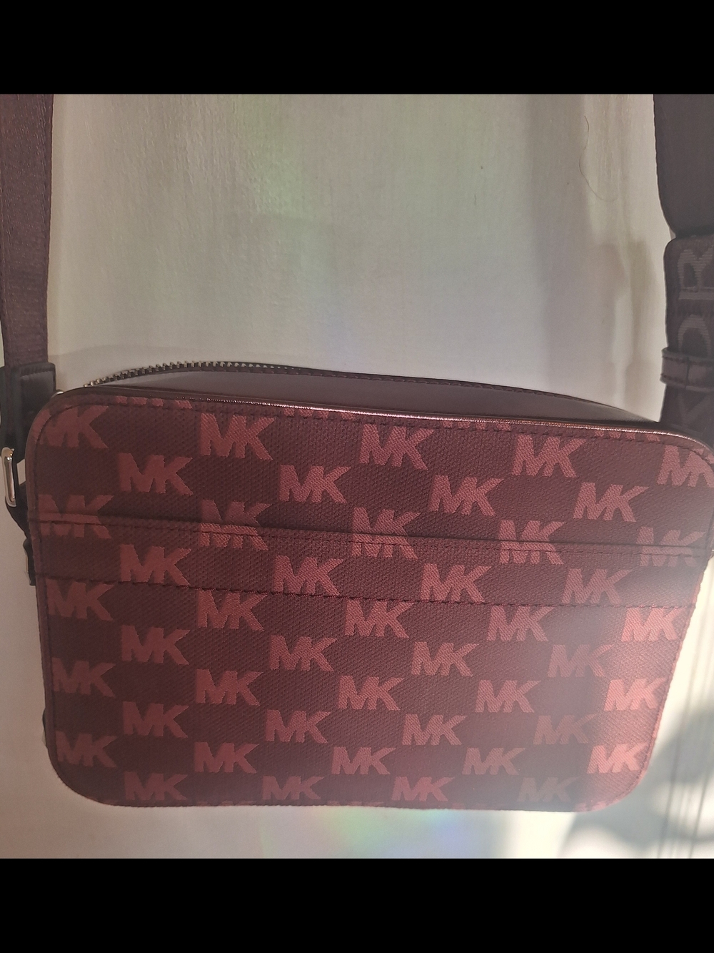 NWT Michael Kors Maeve Large Oxblood Monogram Crossbody Bag 10.5x6.5x3 - Picture 4 of 14